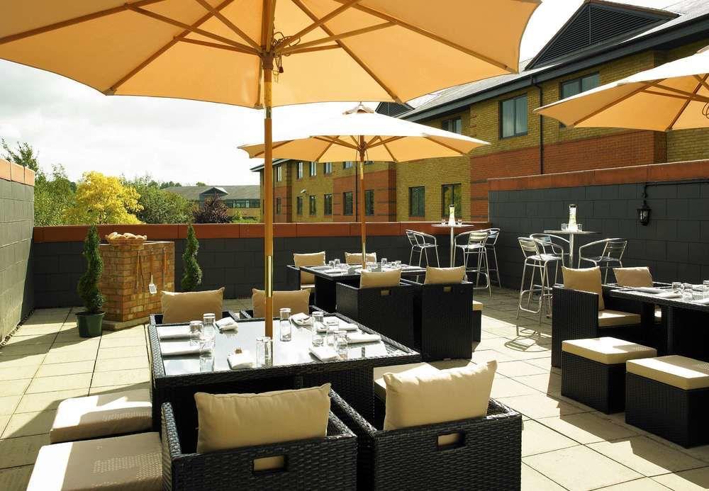 Delta Hotels By Marriott Huntingdon Exterior foto