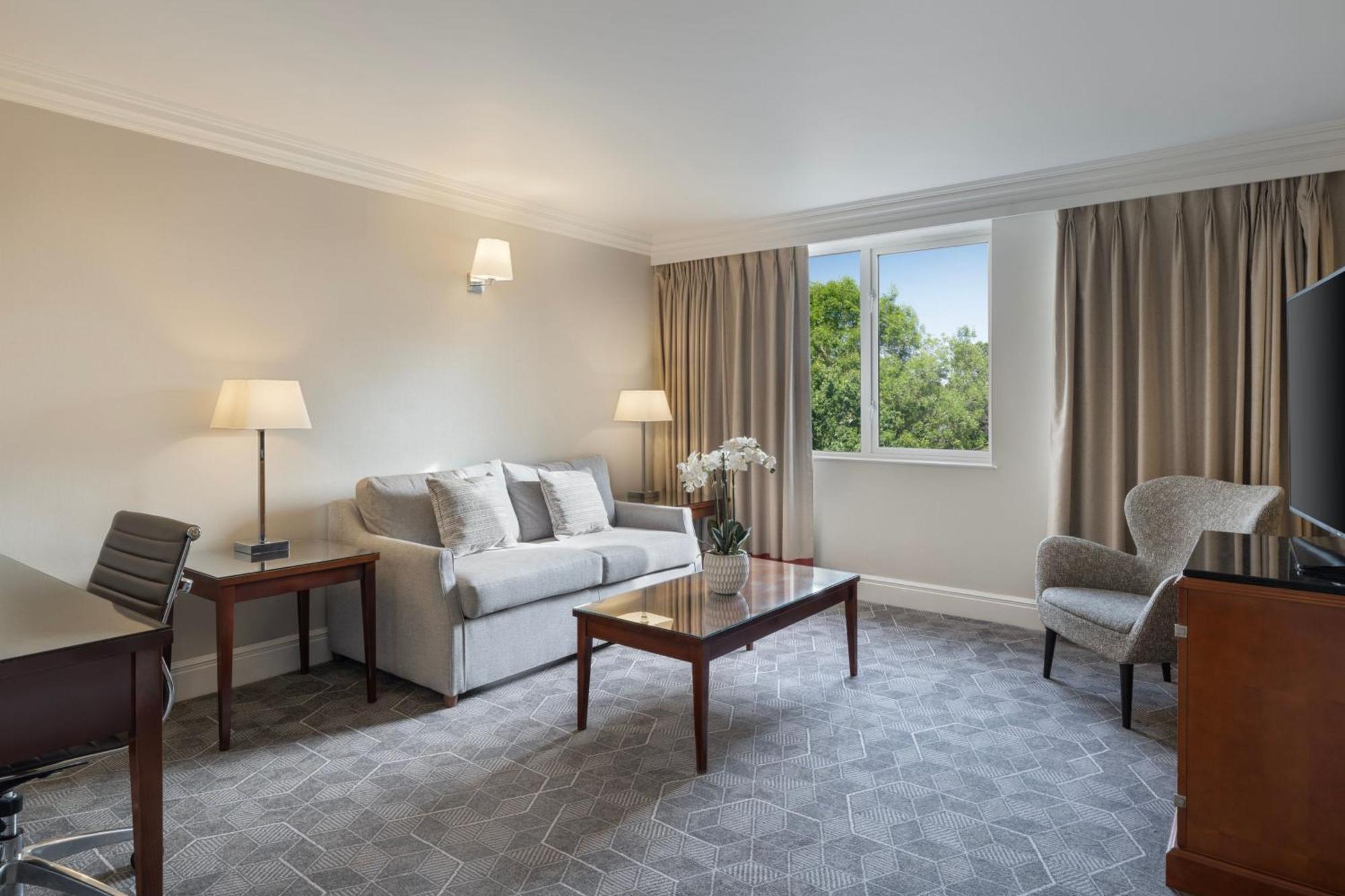 Delta Hotels By Marriott Huntingdon Exterior foto