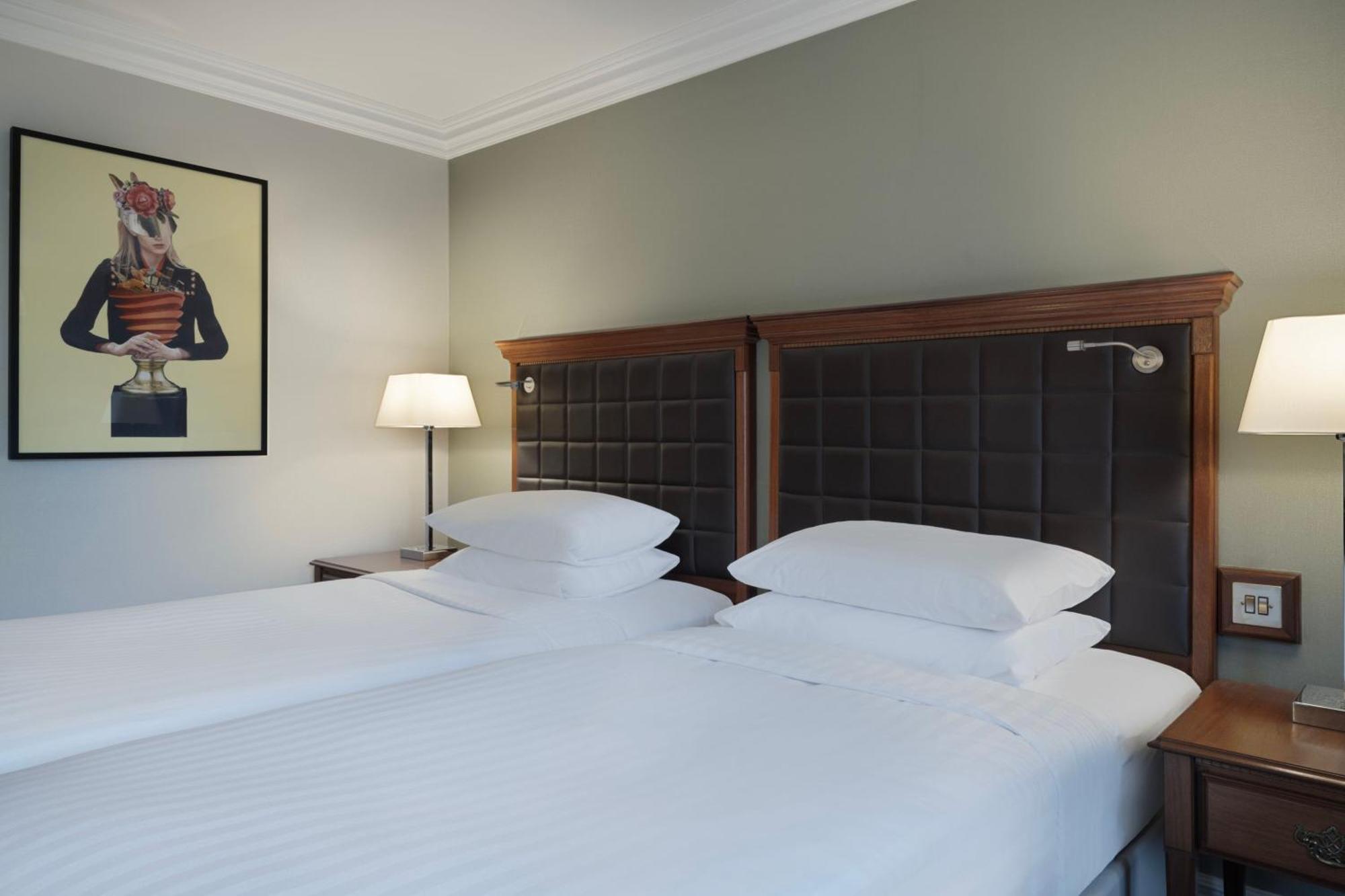 Delta Hotels By Marriott Huntingdon Exterior foto